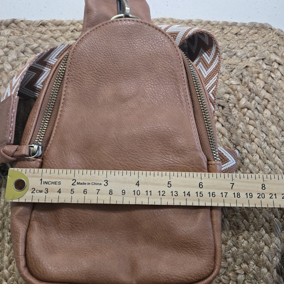 Anthropologie Tan Leather Crossbody Bag - Picture 11 of 14